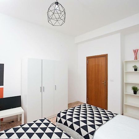 Ponte Tiberio Apartment Rimini Exteriör bild