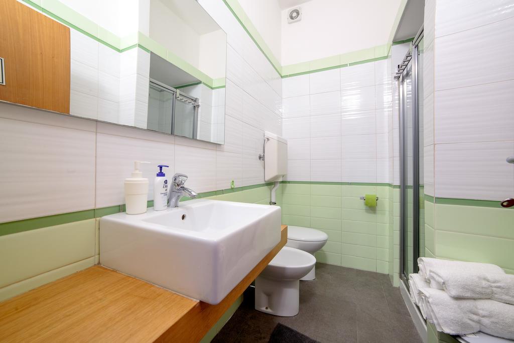 Ponte Tiberio Apartment Rimini Exteriör bild