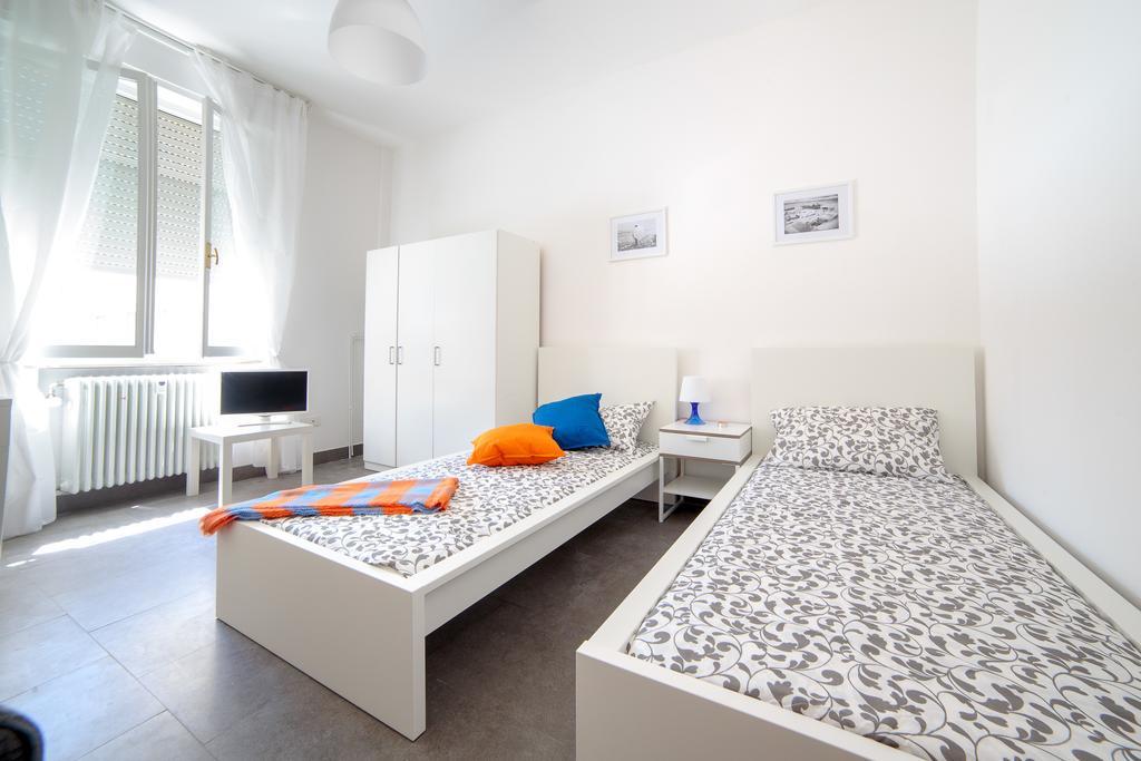 Ponte Tiberio Apartment Rimini Exteriör bild