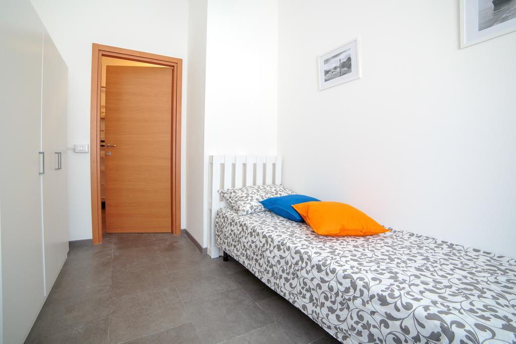 Ponte Tiberio Apartment Rimini Exteriör bild