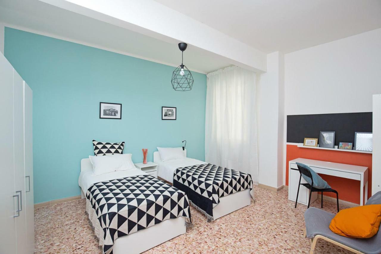 Ponte Tiberio Apartment Rimini Exteriör bild
