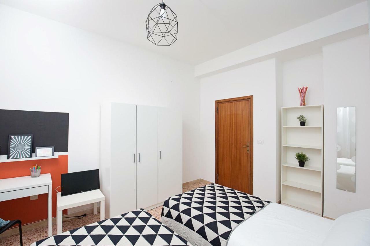 Ponte Tiberio Apartment Rimini Exteriör bild